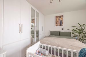 Bedroom- click for photo gallery